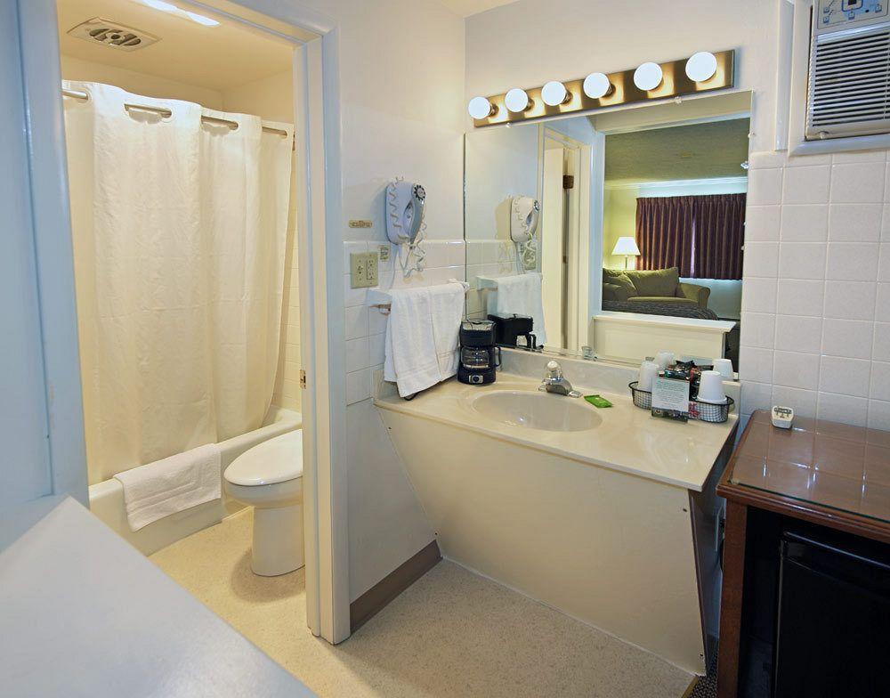 Travelers Rest Motel Интеркорс Экстерьер фото